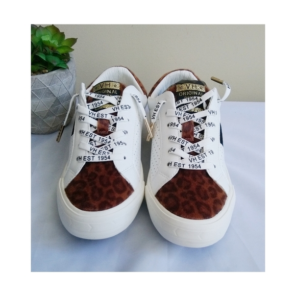 dina perforated sneaker vintage havana